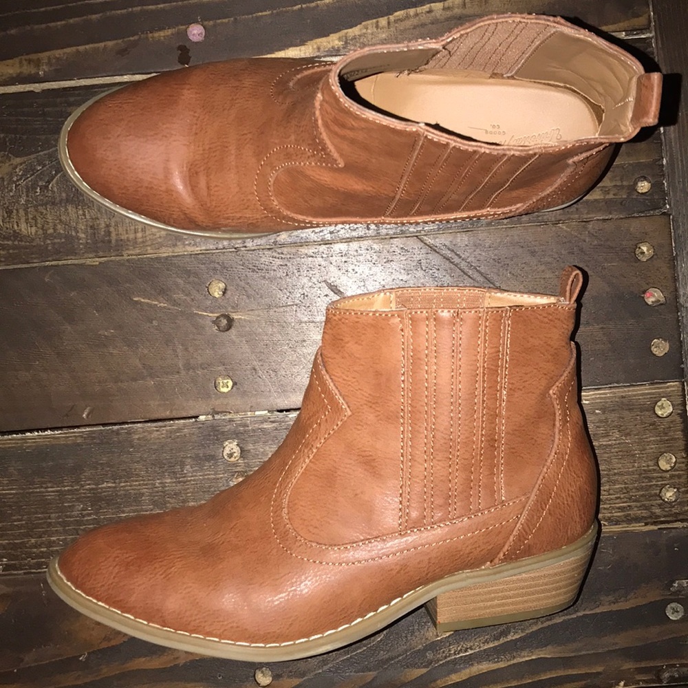 Universal Thread Booties - image 1